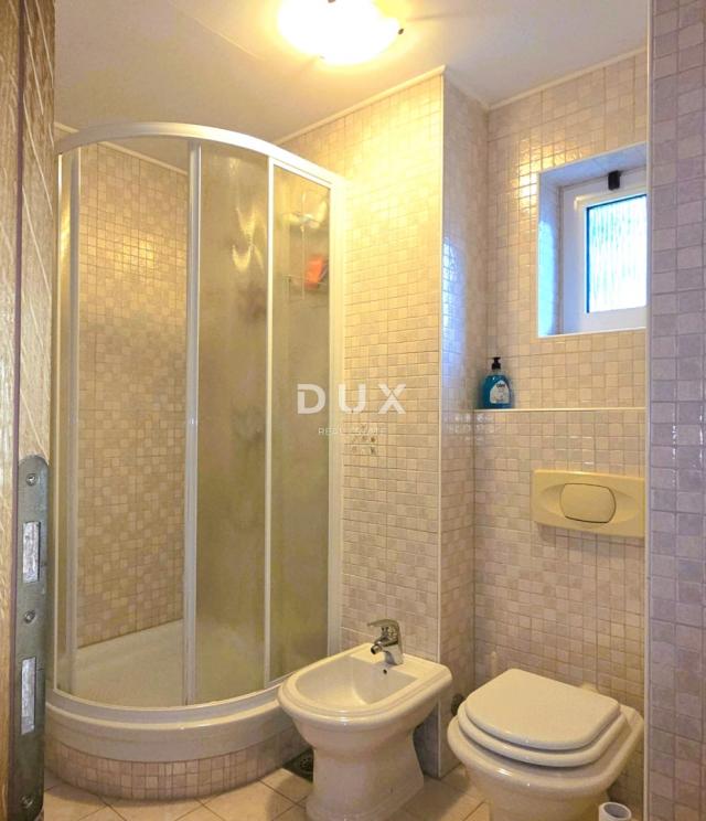 OPATIJA, VOLOSKO - vila s predivnim pogledom , 1. red do mora, 240m2