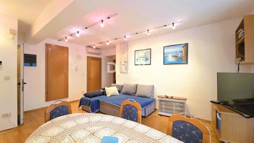 OPATIJA, VOLOSKO - vila s predivnim pogledom , 1. red do mora, 240m2