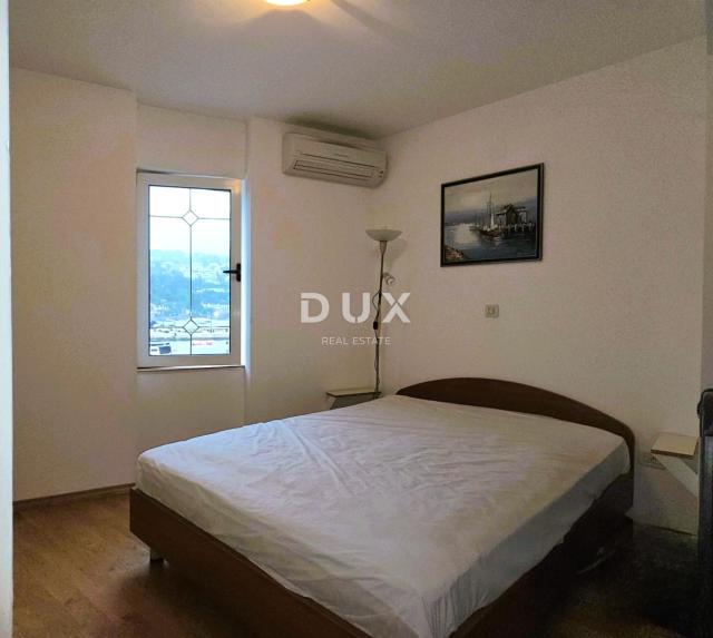 OPATIJA, VOLOSKO - vila s predivnim pogledom , 1. red do mora, 240m2