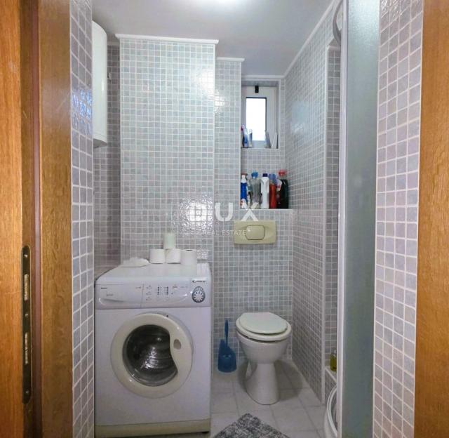OPATIJA, VOLOSKO - vila s predivnim pogledom , 1. red do mora, 240m2