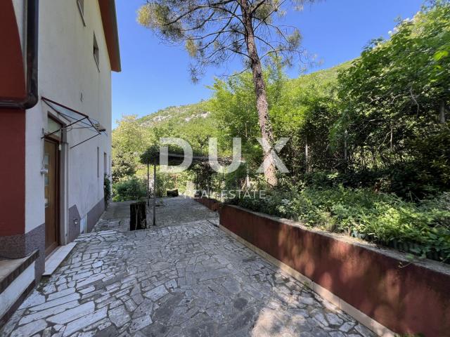 RIJEKA - stan površine 179 m2 s okućnicom od 550 m2