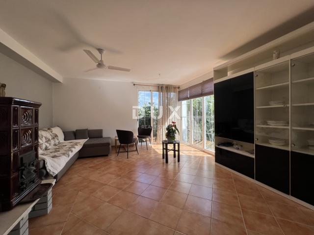 OPATIJA, LOVRAN – neu renovierte Wohnung von 82 m2, 500 m vom Meer entfernt