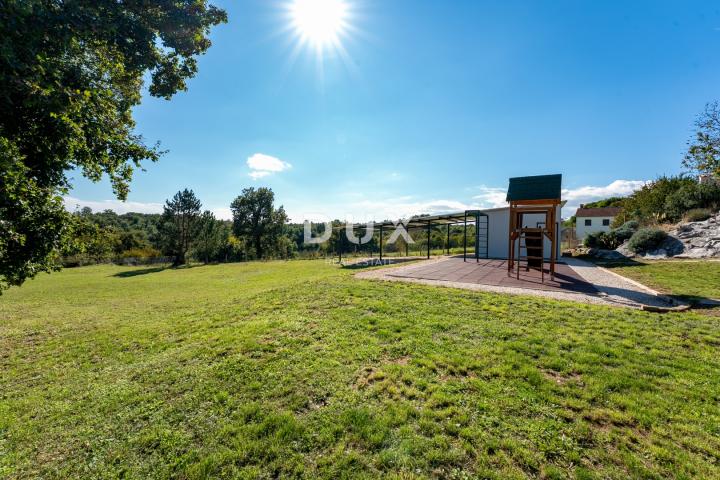 ISTRA, ŽMINJ - Ekskluzivna istarska vila - udobnost, mir i potpuna privatnost