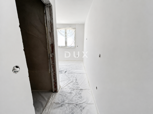 ŠIBENIK, SRIMA – Luxuriöses Penthouse mit Dachterrasse, Meerblick und Aufzug, 70 m vom Strand entfer