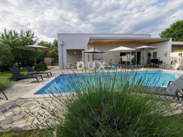 ISTRIA, ROVINJ - Modern single-storey house with swimming pool