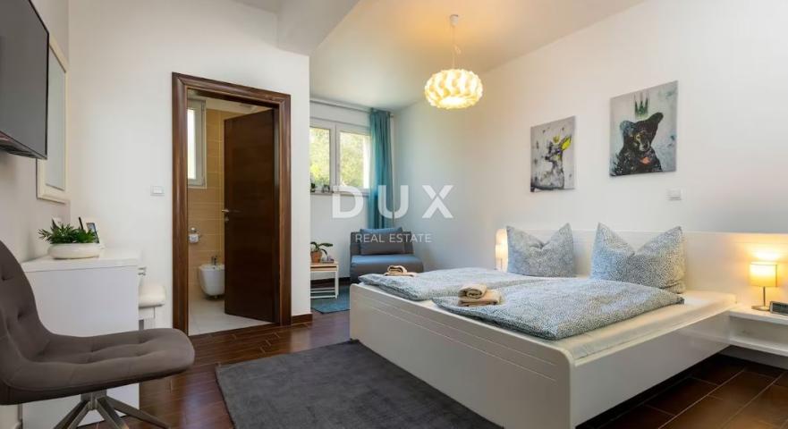 ISTRIA, ROVINJ - Modern single-storey house with swimming pool