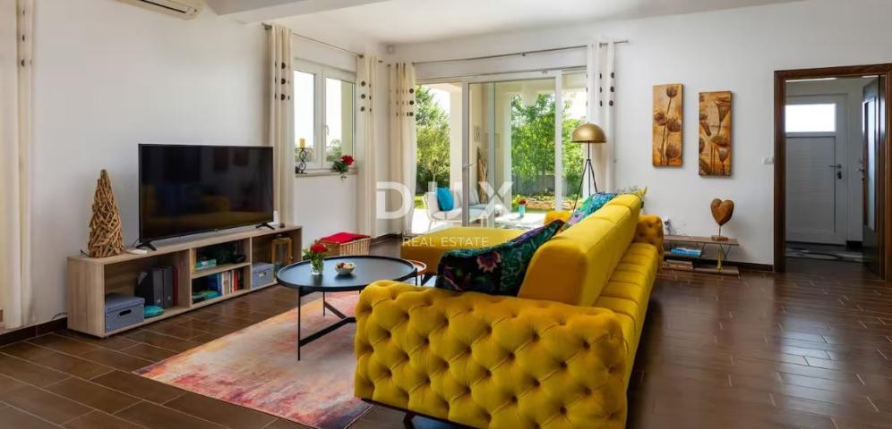 ISTRIA, ROVINJ - Modern single-storey house with swimming pool