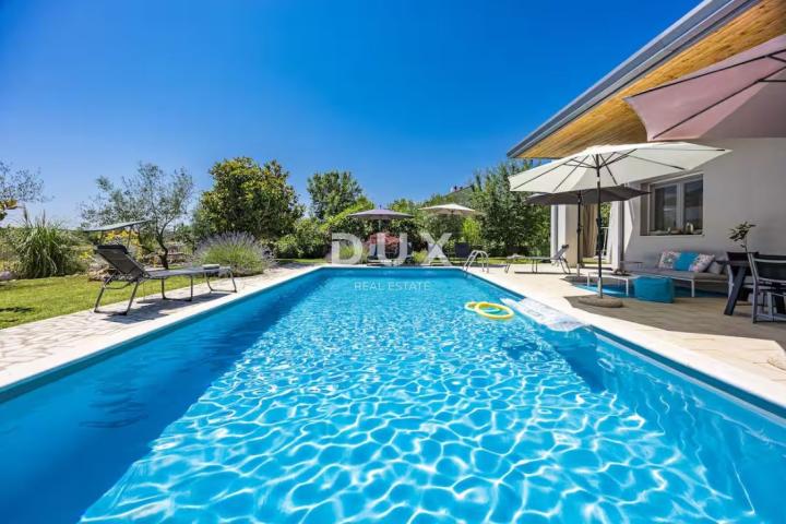 ISTRIA, ROVINJ - Modern single-storey house with swimming pool