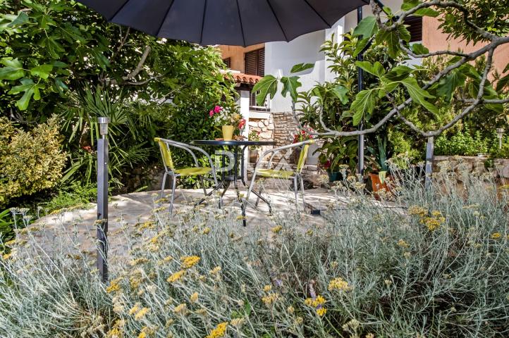 ISTRIEN, ROVINJ - Apartmenthaus mit schönem Garten