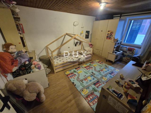 ISTRA, VODNJAN - Autentična kamena kuća s krovnom terasom u srcu Vodnjana, pogled na more