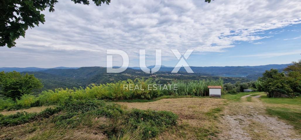 ISTRA, MOTOVUN - Veliko imanje od 170.000 m2, najljepši pogled u Istri - jezero Butoniga, Učka, Ćića