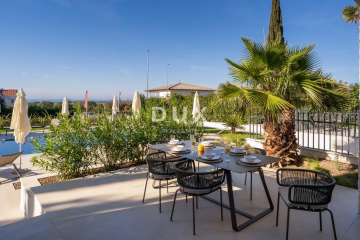 ISTRA, POREČ – Ekskluzivna vila, tri stambene jedinice, luksuz uz more