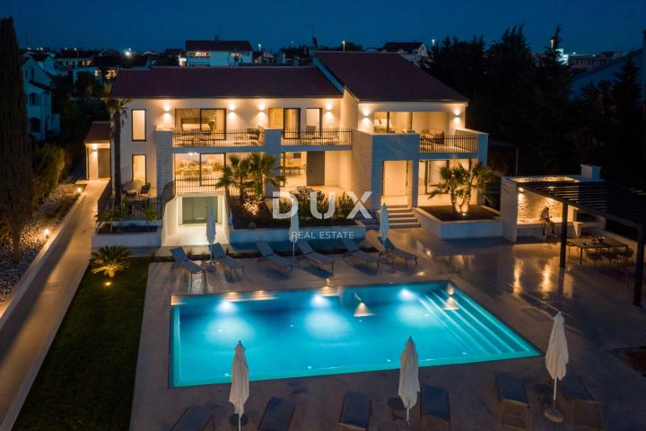 ISTRA, POREČ – Ekskluzivna vila, tri stambene jedinice, luksuz uz more
