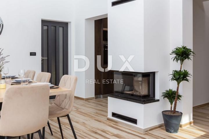 DALMACIJA, ŠIBENIK - Luksuzna villa sa bazenom nogometnim igralištem i saunom