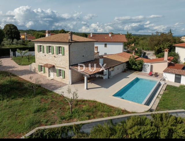 ISTRA, BARBAN - Autentična istarska kamena vila s bazenom na prostranom zemljištu