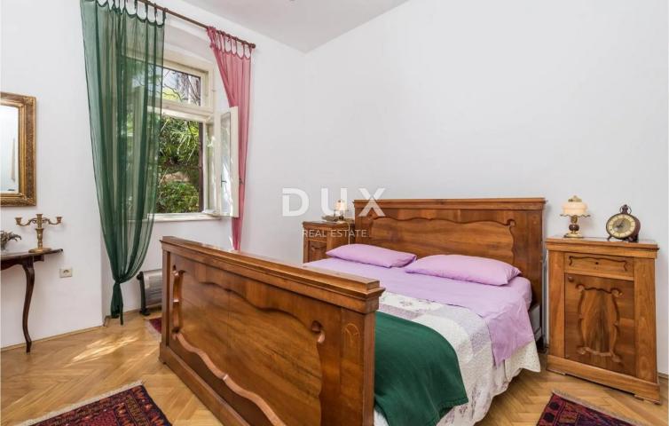 OPATIJA, CENTAR - Stan u austrougarskoj vili, 150 m od mora, 63m2