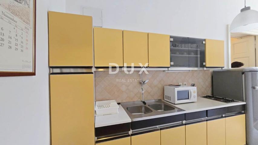 OPATIJA, CENTAR - Stan u austrougarskoj vili, 150 m od mora, 63m2