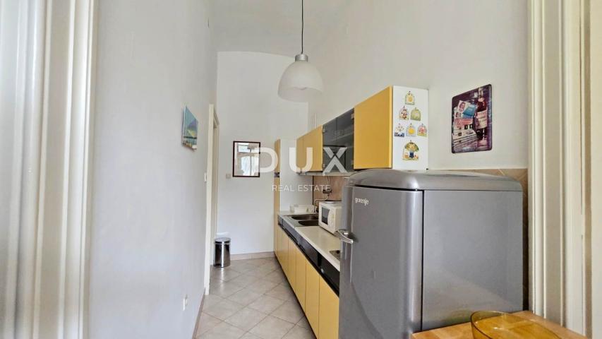 OPATIJA, CENTAR - Stan u austrougarskoj vili, 150 m od mora, 63m2