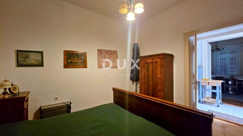 OPATIJA, CENTAR - Stan u austrougarskoj vili, 150 m od mora, 63m2