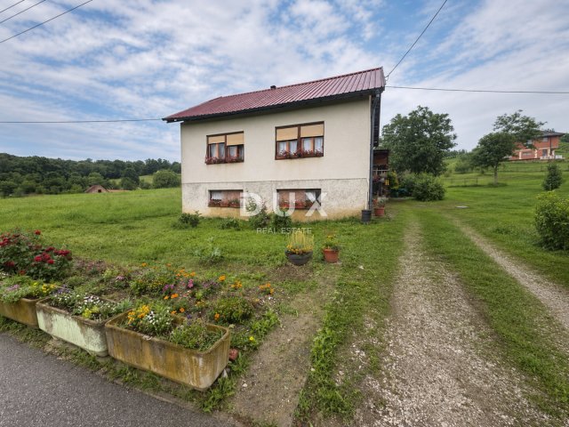 HRVATSKO ZAGORJE, PREGRADA - Kuća s velikim potencijalom i okućnicom od 748 m²