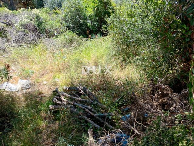 OTOK PAG, LUN - Građevinsko zemljište 622 m2