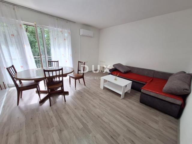 OPATIJA, MATULJI - namješten stan 64m2, DB+2S, prizemlje u blizini svih sadržaja 