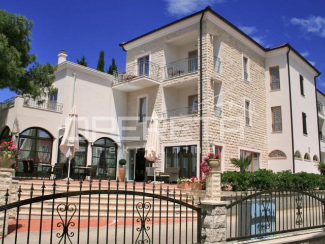 INVESTICIJSKA PRILIKA – HOTEL VODICE 