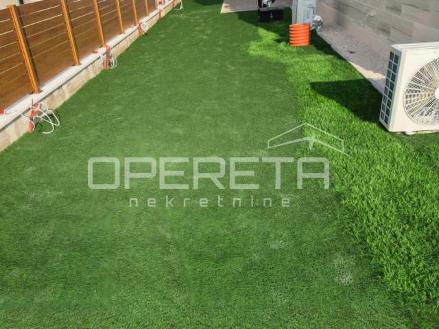 USELJIVO! Privlaka/Zadar - Penthouse E201, 70m od mora