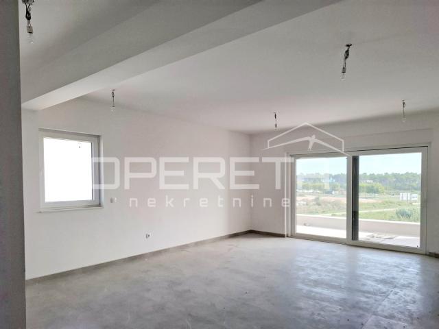 USELJIVO! Privlaka/Zadar - Penthouse E202, 70m od mora
