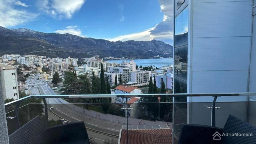 Bečići Boreti – novi stan s pogledom na more