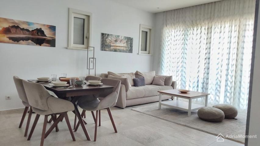 Gotov stan u Marina Village Luštica Bay – moguce dio placanja na rate