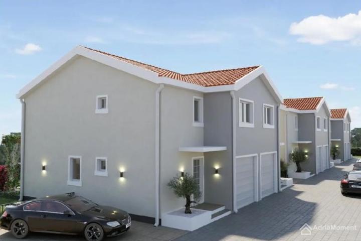 Prodaja, Kuća, 132m2 , Radanovići
