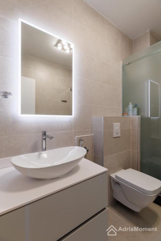 Prodaja, Stan, 104m2 , BECICI
