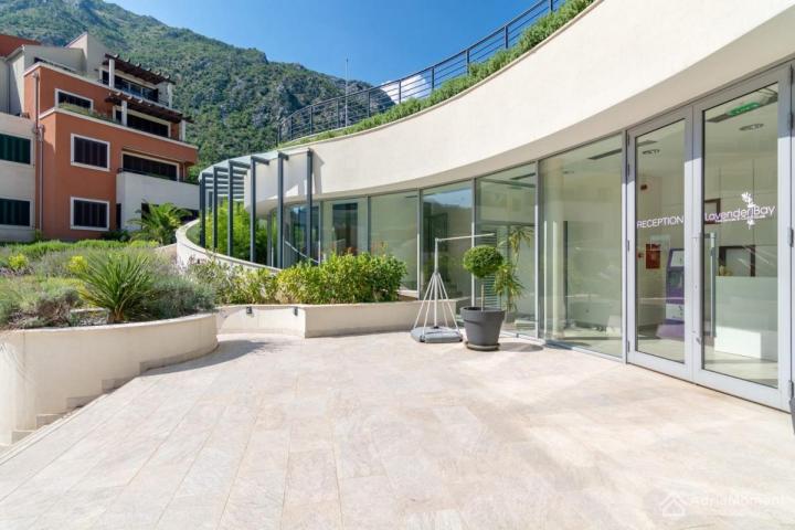 Lavender Bay - trosobni stan 97 m2 + 97 m2 terase