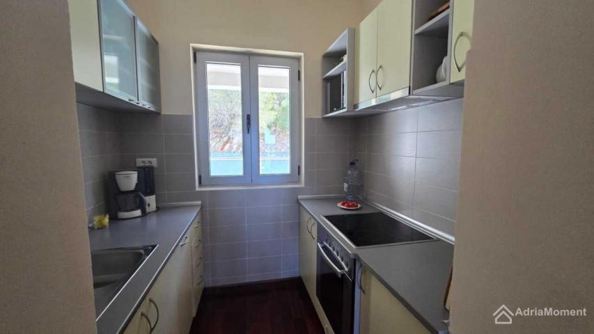 Nekretnina u Petrovcu - Dvosobni apartman u blizini plaže Lučica