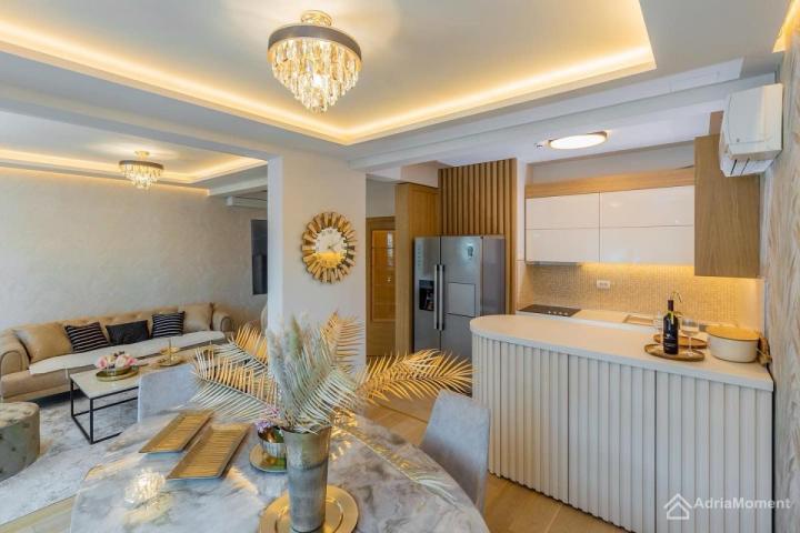 Prodaje se luksuzni penthouse u Pržnu - ispod puta!