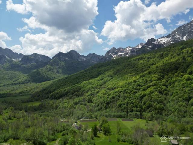 Prodaje se plac Lipovo Kolašin - 70 eura/m2