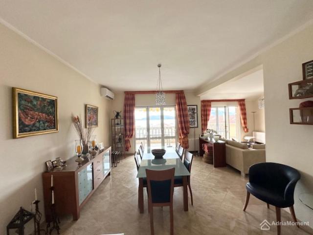 Penthouse 170 m2 u Pržnu