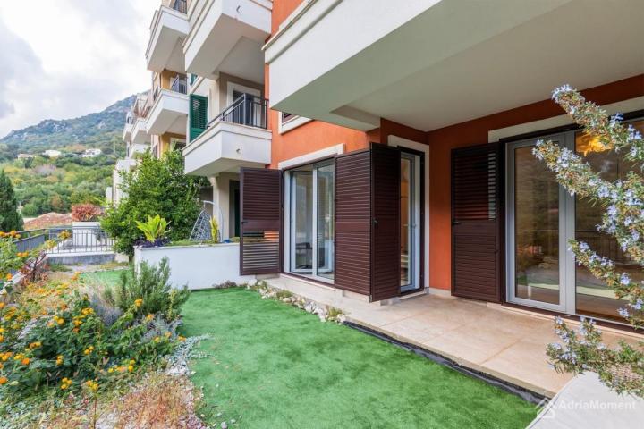 Lavender Bay - trosobni stan 97 m2 + 97 m2 terase