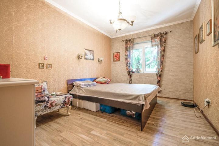 Dvospratna kuca u Muo blizu mora -- hitna prodaja