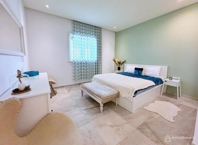 Gotov stan u Marina Village Luštica Bay – moguce dio placanja na rate