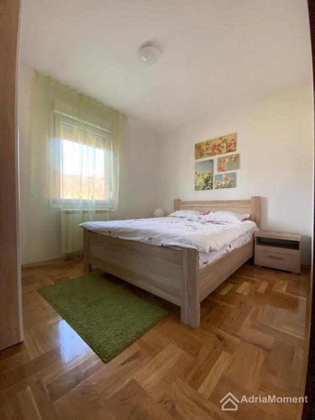 Kuća na 2 sprata u Kolašinu, Polje