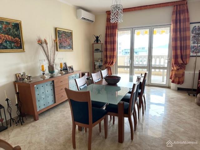Penthouse 170 m2 u Pržnu
