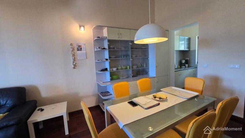 Nekretnina u Petrovcu - Dvosobni apartman u blizini plaže Lučica