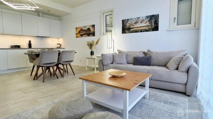 Gotov stan u Marina Village Luštica Bay – moguce dio placanja na rate