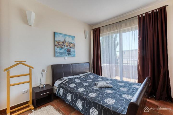 Moderna vila u Bečićima (Ivanovići)