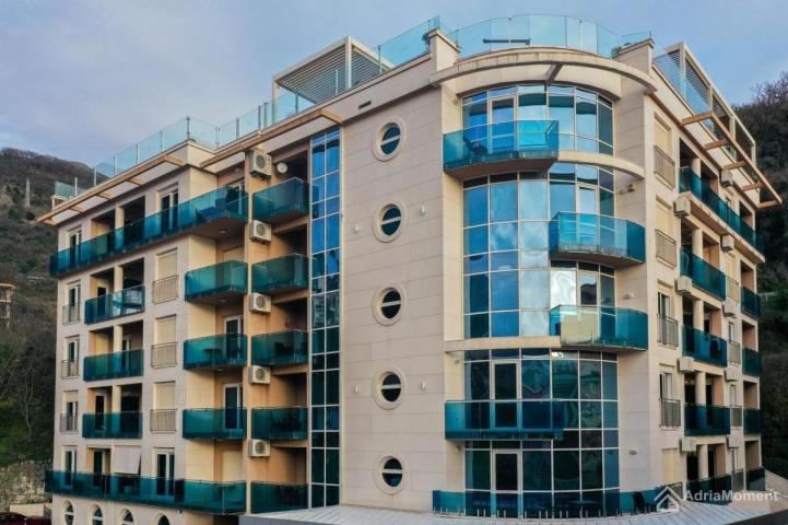 Prodaje se luksuzni penthouse u Pržnu - ispod puta!