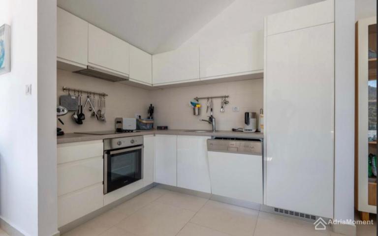 Penthouse u kompleksu Lavender Bay, Morinj