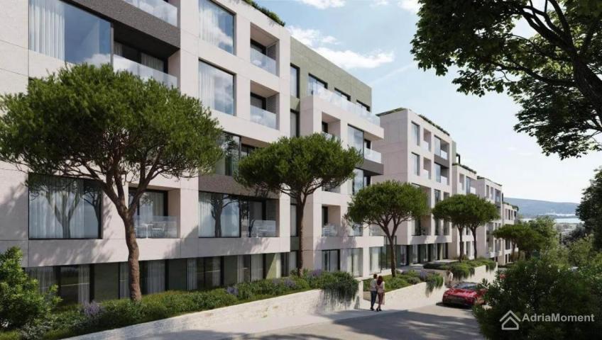 Jednosobni stanovi u novom kompleksu s bazenom u Tivtu - od 137.800 eura