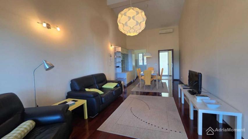 Nekretnina u Petrovcu - Dvosobni apartman u blizini plaže Lučica